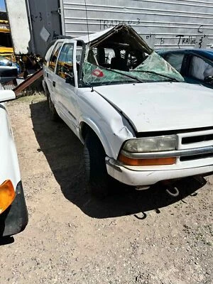 Used Fuel Pump fits: 2004 Chevrolet Blazer s10/jimmy s15 Pump Assembly 4 Dr Grad - Image 1 of 4