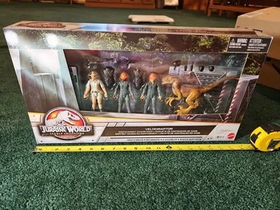 Mattel Jurassic World Legacy Collection - Velociraptor Containment Chaos Pack  Foto 1 de 4