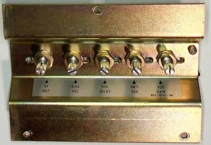 EXTERNAL RF VOLTAGE / BIAS / VOX CONTROLS for the KENWOOD TS-520S - Photo 1/3
