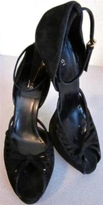 Zapatos de salón GUCCI de plataforma de gamuza negros con tacón de aguja interior dorado talla 9,5 Rt $965 - Imagen 1 de 12