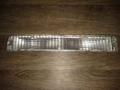 87 88 89 GM Buick Lesabre Left Drivers Side Marker Signal Light OEM 16501325 LH - Image 1 of 3