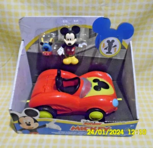 DISNEY JUNIOR MICKEY COFFRET VOITURE ROUGE.. 100% NEUF - Picture 1 of 4