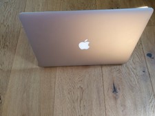 MacBook Pro (Retina, 15 pollici, metà 2014)