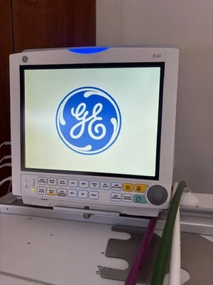 GE B40 Patient Monitor; Includes C02, NiBP, Sp02, Printer and Accessories - Image 1 of 4