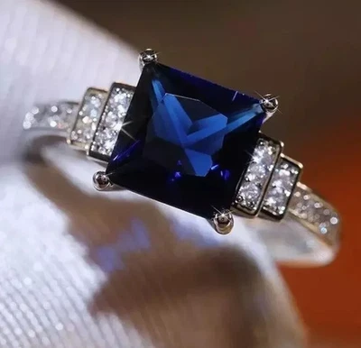 Anillo de diamantes azules naturales corte princesa certificado 4,00 quilates acabado oro blanco VVS1 Foto 1 de 4