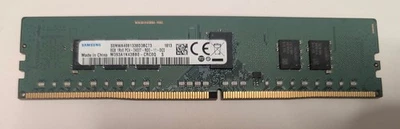 8GB SERVER RAM SAMSUNG PC4 - 19200 DDR4 2400T M393A1K43BB0-CRC0Q 1RX8 - Immagine 1 di 2