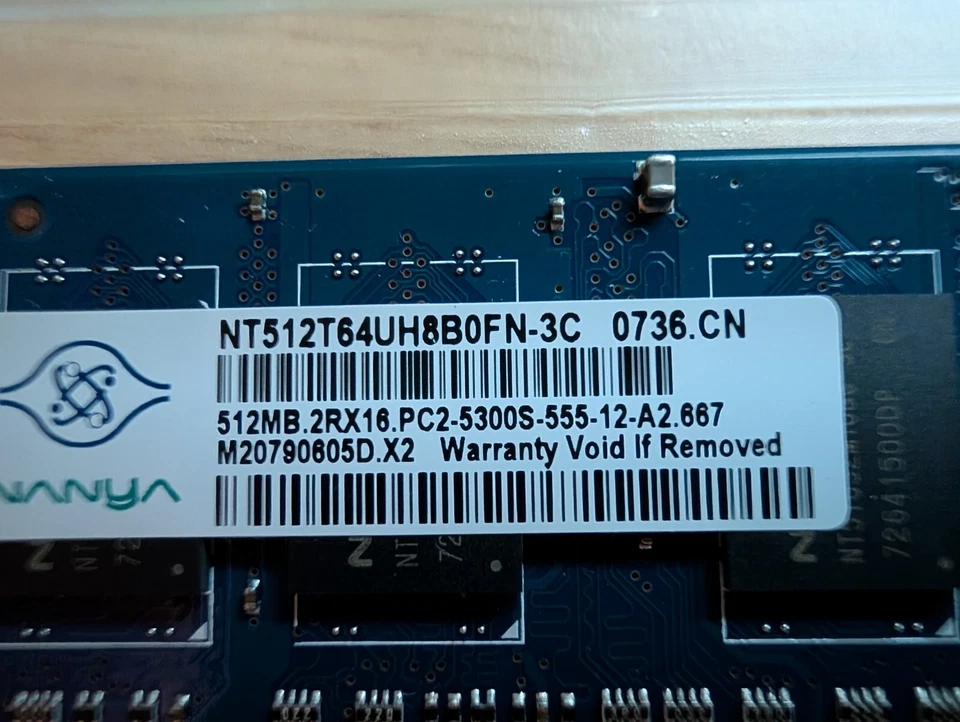 Nanya NT512T64UH8B0FN-3C (512 MB, PC2-5300 (DDR2-667), DDR2 RAM, 667 MHz, SO... - Image 1 of 1