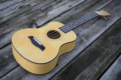 Ukulele Aloha (Choose Your Size) Commari-Gold Light Satin (Free Ship Canada) - Image 1 of 4
