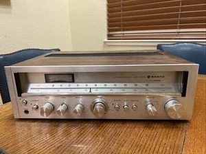 Vintage Sanyo JCX-2100KR Stereo Receiver  - Picture 1 of 9