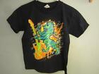 NEW LION AND GUITAR GRAPHIC TEE KIDS SIZE M MEDIUM 68XO