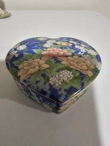 Echo Japan David Wang Heart Shaped Trinket Dish 9x9cm Floral Hand Decorated  - Picture 1 of 9
