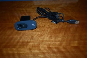 Logitech HD Webcam C270 720p V-U0018 Built In Microphone USB Camera Zoom Meeting - Photo 1/5