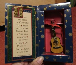AUTHENTIC MODELS STRINGED ACOUSTIC GUITAR ORNAMENT VINTAGE 1992 - Picture 1 of 4