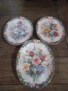 "Lena Liu's Floral Cameos" Sammlung 3 Stück, Teller 2,3,11 Vintage - Bild 1 von 21