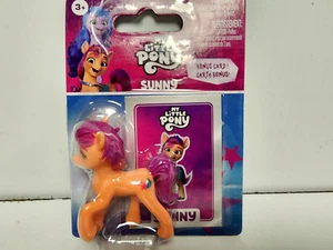 Minifigura de personaje soleado My Little Pony con tarjeta de bonificación juguete tapa de pastel 2" - Imagen 1 de 3
