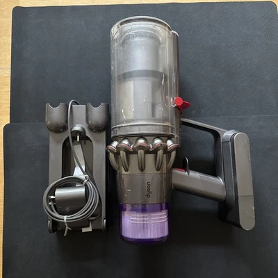 Dyson V11 Animal Cordless Vacuum , Works, Trigger Needs Replaced - Image 1 of 4