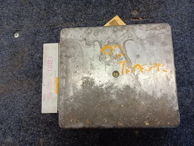 Módulo de control electrónico MERCURY TRACER Engine Brain Box; 4-116 (1,9 L, SOHC), Foto 1 de 2