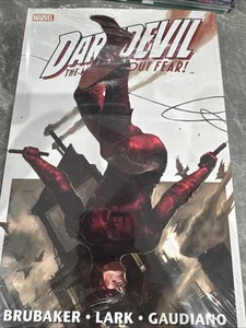 Daredevil von Brubaker & Lark Omnibus Band 1 Marvel BRANDNEU VERSIEGELT OVP - Bild 1 von 2