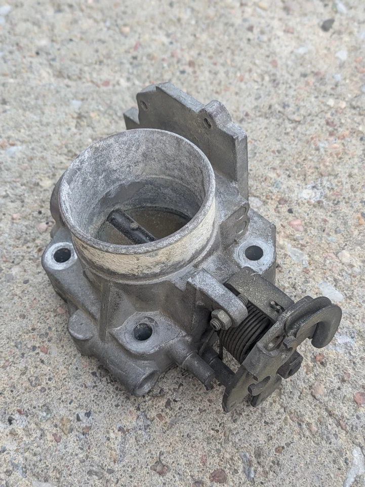 1994 - 1997 年 NA 马自达 Miata MX5 MX-5 节气门车身无 IAC,无 TPS,原始设备制造商  — 第 1/4 张图片