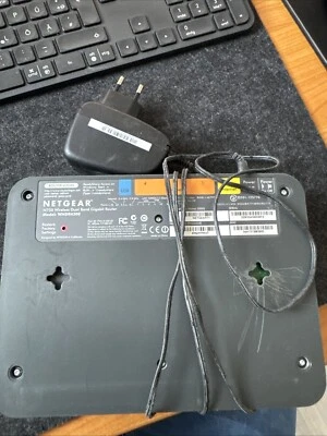 Netgear N750 Wireless Dual Band Gigabit Router -  (WNDR4300) - Bild 1 von 2