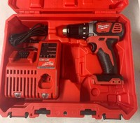 Milwaukee M18 18V Li-Ion Compact 1/2" Drill/Driver Kit 2606-22CT Open Box