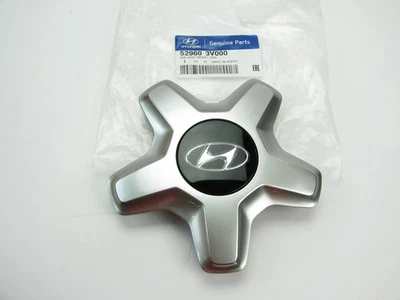 NEW - OEM 529603V000 Wheel Center Cap For 2012-2017 Hyundai Azera (19" Wheels) - Image 1 of 3