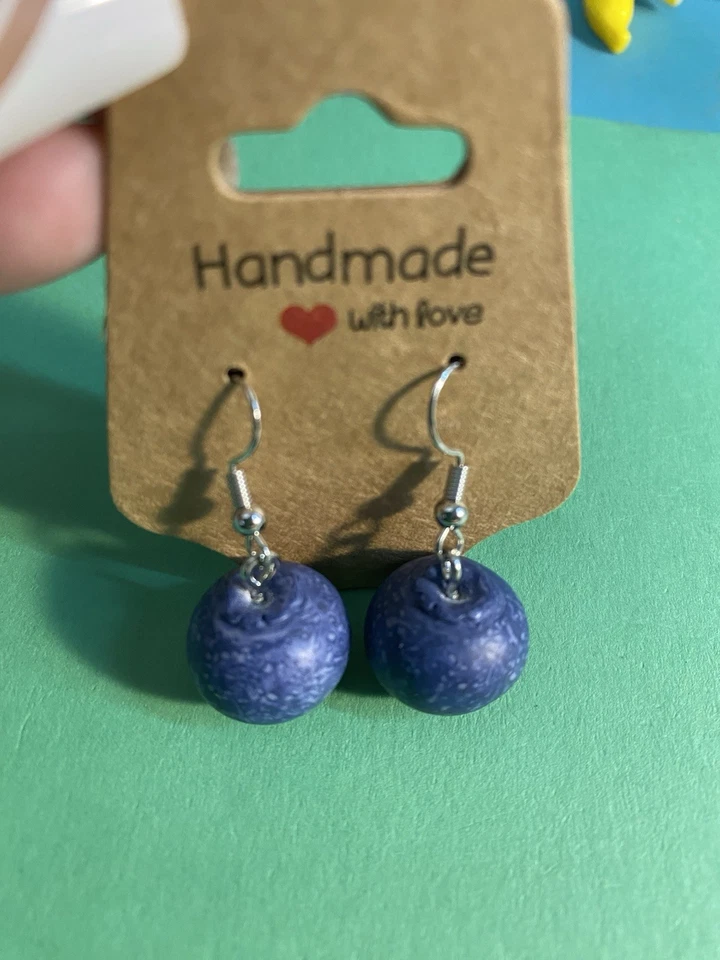 Pendientes hipoalergénicos de arándano Foto 1 de 1