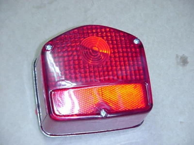 Nova lanterna traseira Honda MT125,MT250,NX50,SL100,SL125 - Imagem 1 de 2