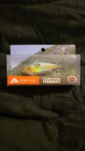 Ozark Trail 2.5 Inch Lipless Crankbait - New - Lazer Sharp Fishhooks - Picture 1 of 6