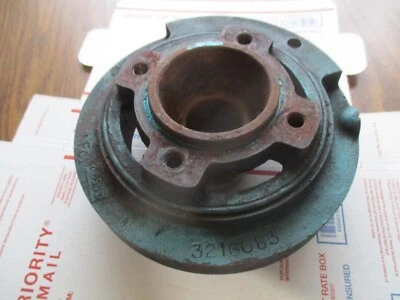 Equilibrador armónico de 4 pernos AMC Jeep CJ IH Javelin Hornet Gremlin 304 V8 3216083 Foto 1 de 4