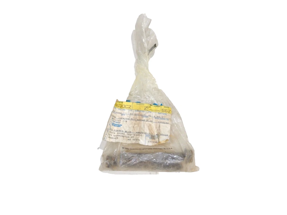 Jeep Wrangler YJ 87-95 Mopar Nuevo de Lote Antiguo Grillete de Muelle Hoja Pivote Perno Herrajes 4007393 Foto 1 de 3