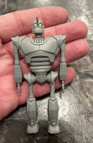 1999 The Iron Giant Promotional 4" Action Figure VHS Movie Promo Toy Cover