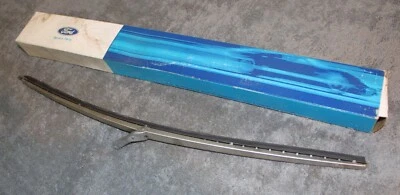 Lincoln Continental 1966 1967 1968 1969 NOS RH parabrisas limpiaparabrisas montaje Foto 1 de 4