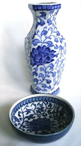 2~New~ORIENTAL~Blue&White~ANDREA by SADEK~Pordelain~FLORAL~10"~Vase~5.5"~Bowl~EC - Picture 1 of 12