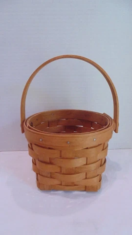 1996 Signed Small Round Longaberger Basket Handle 6" Diameter Cover