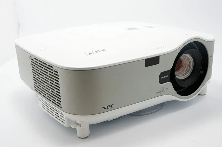 NEC NP3250W PROJECTOR, 4000 LUMENS, HD WXGA, NEW LAMP! , CLEAN & BRIGHT IMAGE!! - Image 1 of 1