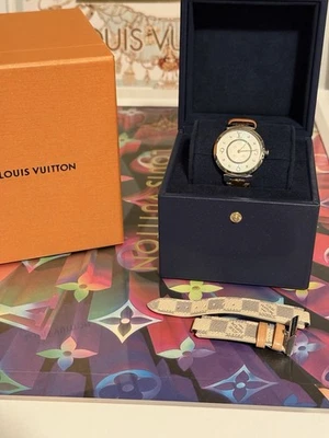 Monograma de pandereta Louis Vuitton con correas azules damianas adicionales Foto 1 de 4