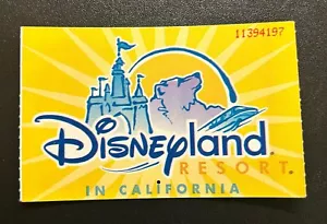 DISNEYLAND RESORT Vintage 2001 Entrance TICKET - 1 day promotional ticket - Picture 1 of 2