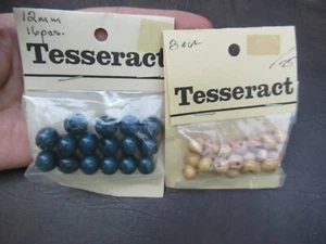 2 paquetes de cuentas de madera de teseracto 16 azul marino y 25 naturales de 12 mm y 8 mm - Imagen 1 de 1