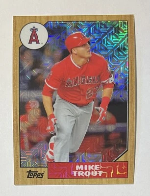 Mike Trout 2017 Topps 1987 Chrome Style Mojo Refractor Card #87-MT - Image 1 of 2