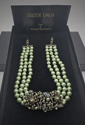 Heidi Daus vida marina tortuga conchas caballito de mar imitación perla verde pedrería Foto 1 de 4