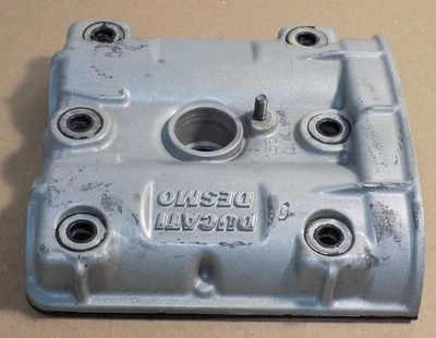 Cubierta de culata horizontal Ducati 749 749S 999 999S 998 S4RS S4RT 24711561A Foto 1 de 4