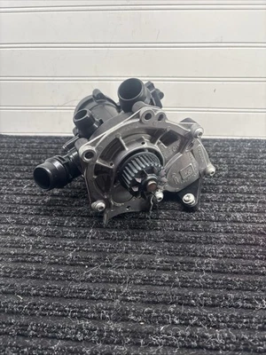 Engine Coolant Water Pump Thermostat Regulator 06L121012 OEM Audi S3 2016-20 - Image 1 of 4