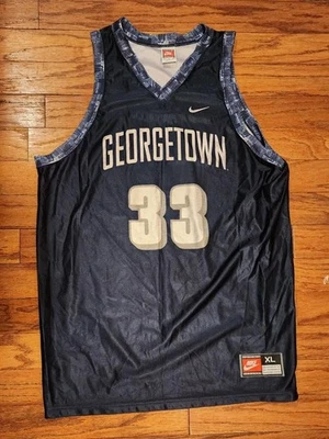 Camiseta deportiva de baloncesto Georgetown Hoyas Nike #33 Ewing talla XL azul de la NCAA para hombre  Foto 1 de 4