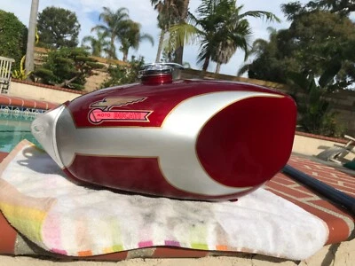 TANQUE DE GASOLINA Y CAJA DE HERRAMIENTAS DUCATI 50SL años 60 restaurados Foto 1 de 4