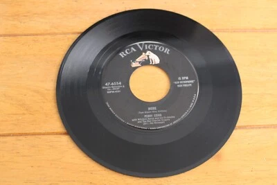 PERRY COMO - GLENDORA / MORE 45RPM 7" SINGLE VG+ RCA VICTOR - Image 1 of 4