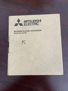 New In Box MMITSUBISHI MR-TB20 MRTB20 Terminal Block - Picture 1 of 6