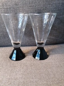 two Vintage Luminarc Cristal D'Arques France Wine Glasses Black & Crystal Clear - Picture 1 of 3
