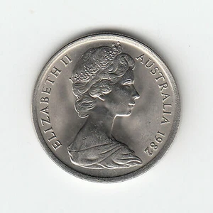 1982 Australian 5 Cent Coin - in Good Condition-SCARCE COIN⭐ - Picture 1 of 3