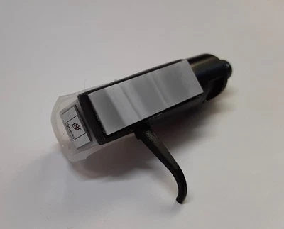 DRT Dynamics onyx body phono cartridge integrated headshell - Image 1 of 3